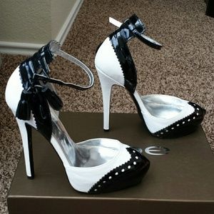 Bebe shoes