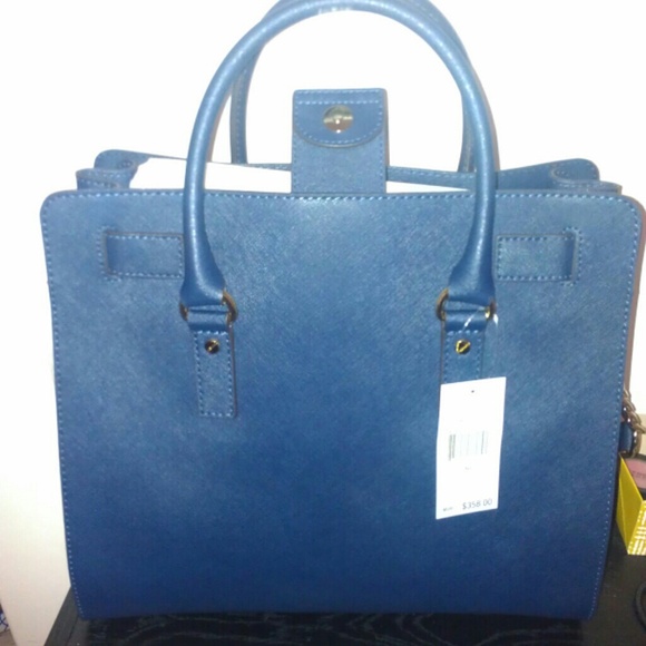 SOLD to Lynnfreetobe Michael Kors NS Hamilton Tote - Picture 2 of 4