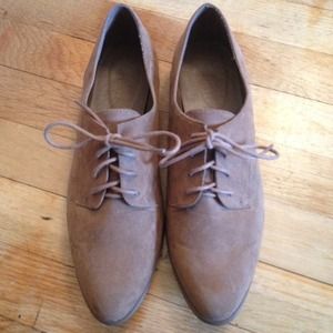 Tan faux suede oxfords
