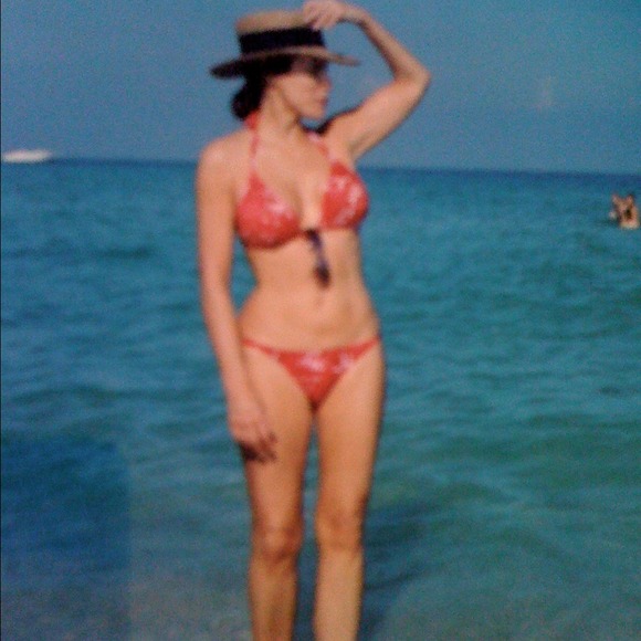 Your Stylist, looking for Summer FUN!