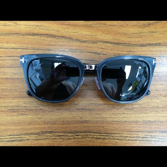 24% off Tom Ford Accessories