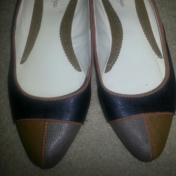 Neutral colored flats!