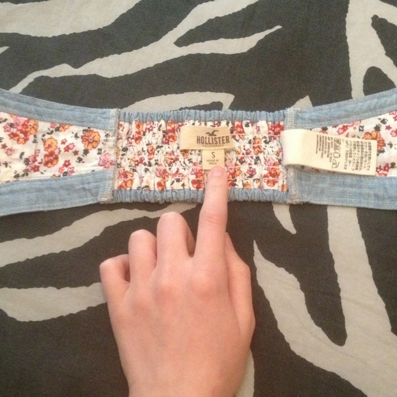 🚫SOLD/BUNDLED🚫Hollister Denim Bandeau 💛💙 - Picture 3 of 4