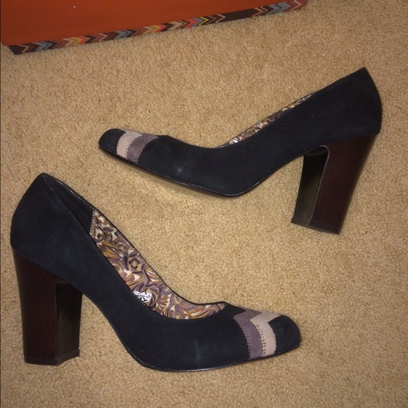 🎉REDUCED🎉MISSONI for target black suede pump - Picture 3 of 4