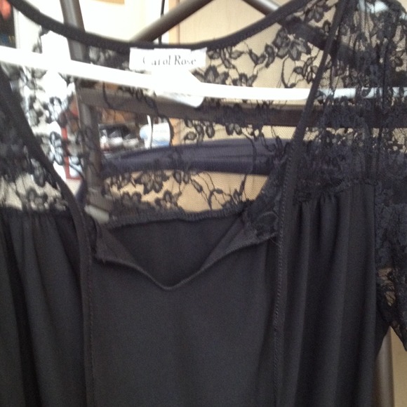 Top - Picture 2 of 2