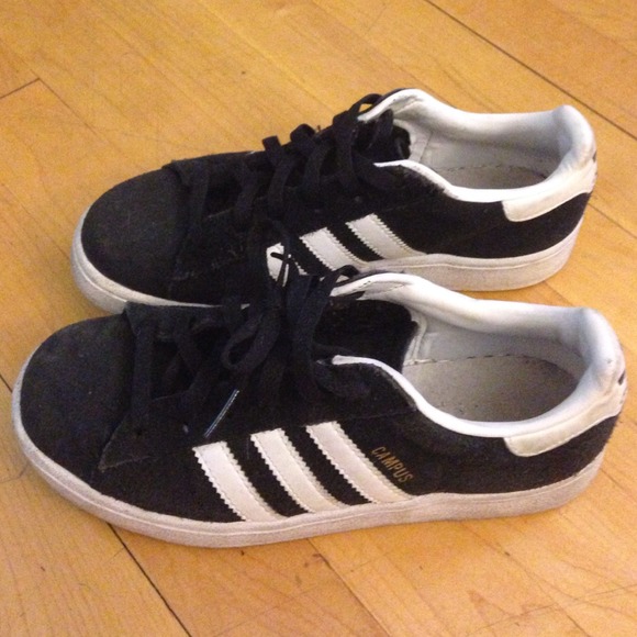 Adidas campus