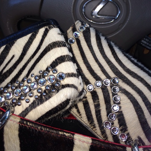 ❤️❤️❤️L❤️VE my new Posh Finds!!💋💋👭 - Picture 3 of 4