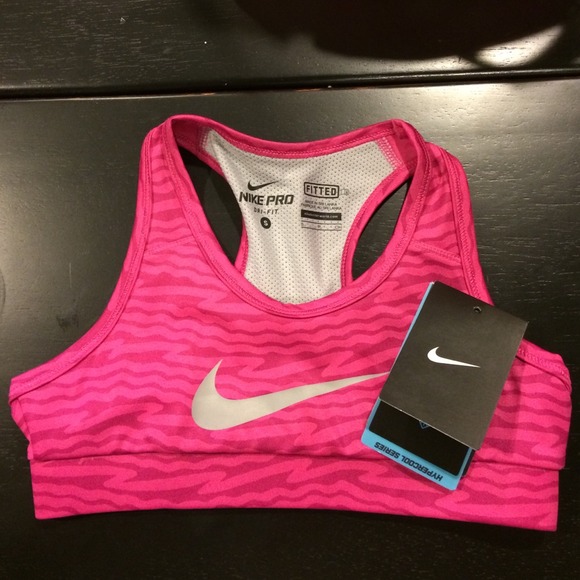 Nike Other - Nike pro fitted sports bra