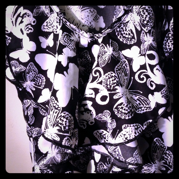 Black and white butterfly tank