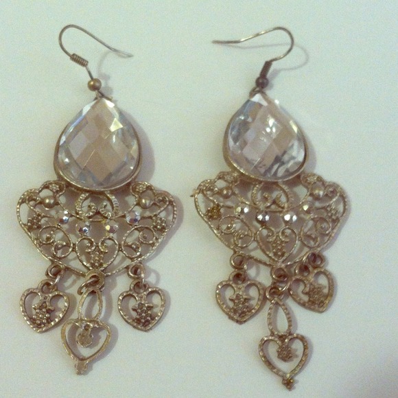 🎉30% OFF BUNDLES🎉 Silver earrings.