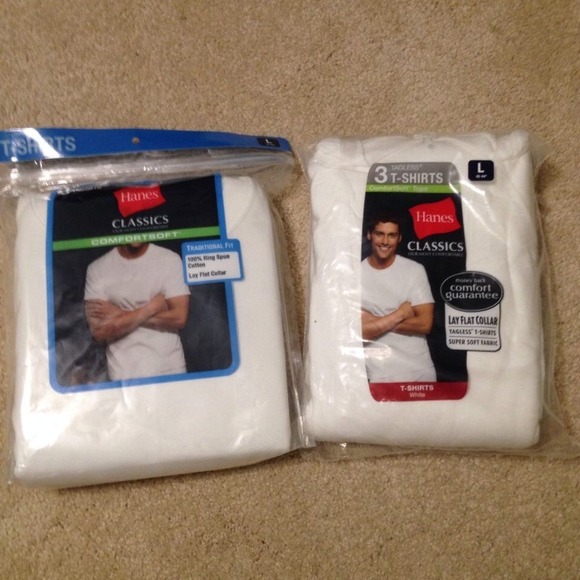 🚫SOLD🚫Hanes white shirts