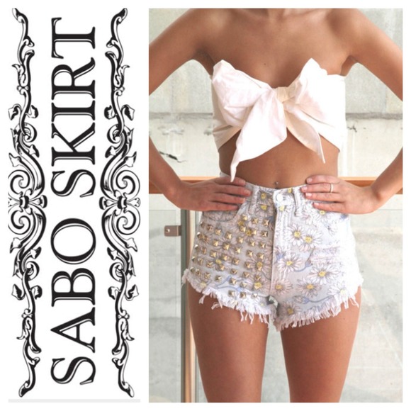 Sabo Skirt White Bow Bandeau Crop Top