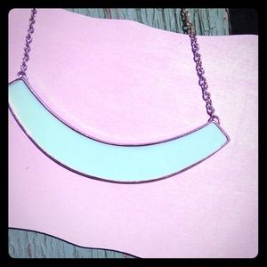 Blue bib choker