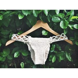 Beach babe crochet bikini bottoms