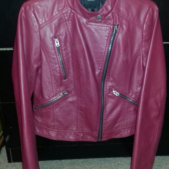 Burgundy leather jacket. Fits a small or medium.
