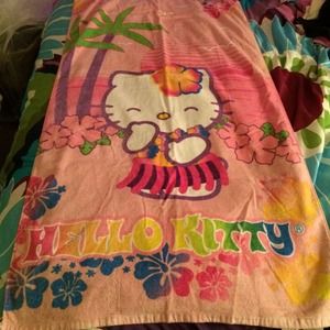 Very cute hello kitty beach towel.