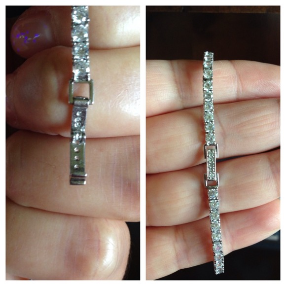 🌟🚫SOLD🚫🌟 - Picture 2 of 4