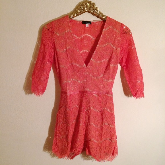 NEW Coral Lace Romper - Picture 4 of 4