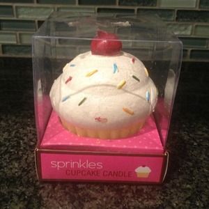 Cupcake candle