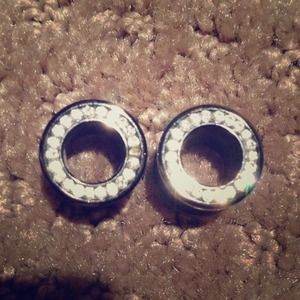 00 black with diamonds gauges