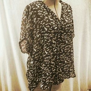 Flowy Shear black top with white birds