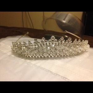 David's bridal rhinestone crystal tiara