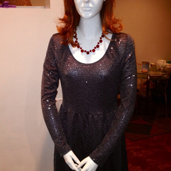 KENSIE DRESSES Dresses & Skirts - SPARKLY GREY MINI DRESS