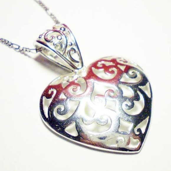 ✅✅New heart shape silver pendant