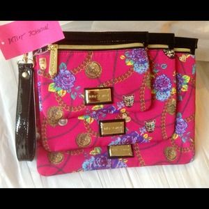 NEW.....Betsey Johnson 3 Piece Pouch Bag Set.