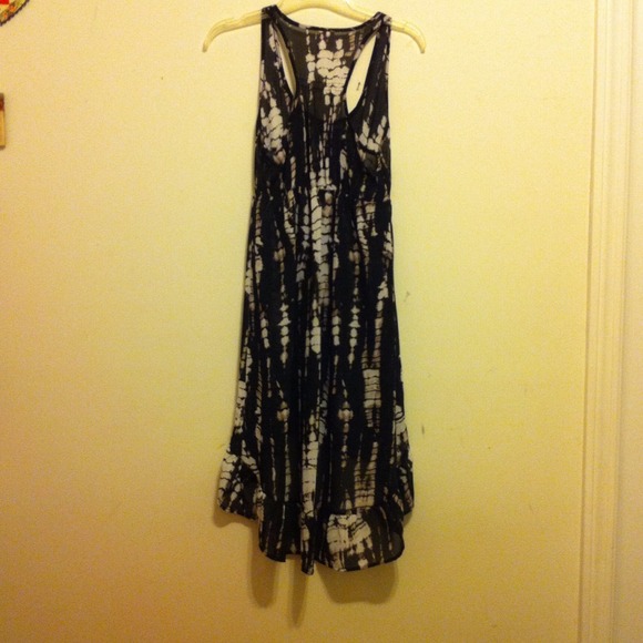 Hi-lo Sheer Bathing Suit Cover Up! - Picture 2 of 4