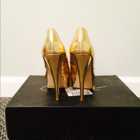 Gold Stacked Peep Toe Heels - Picture 3 of 3