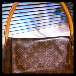 Monogram Louis Vuitton (New Price)