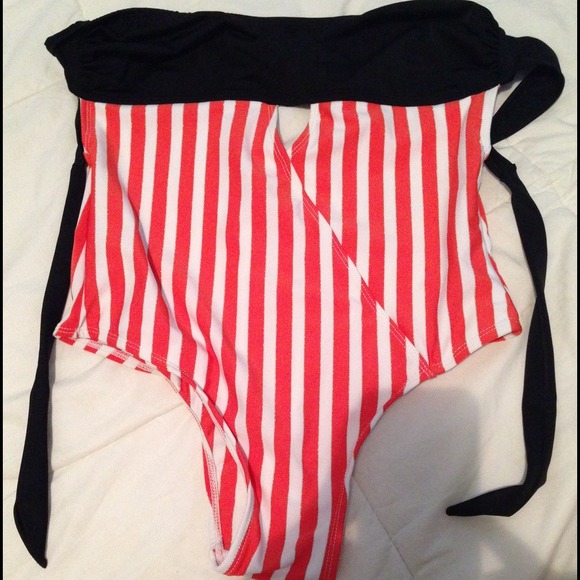 Tube top monokini bikini