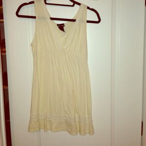 Cream colored v neck tank