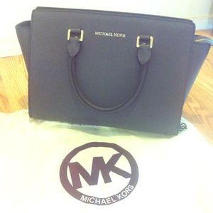 Michael Kors Large Selma Satchel