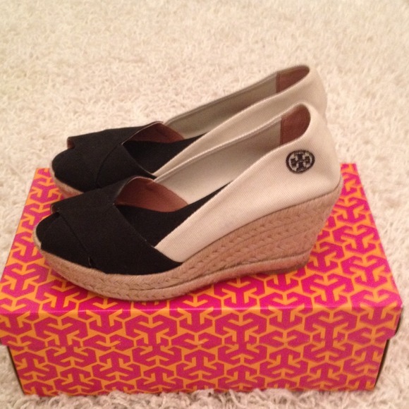 ❌SOLD❌ Authentic TB Espadrilles!