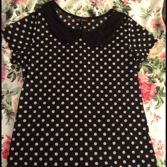 Polka dot Peter Pan collar blouse