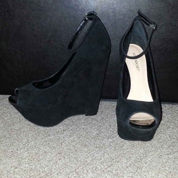 Sole Society Black Suede Ankle Wedges