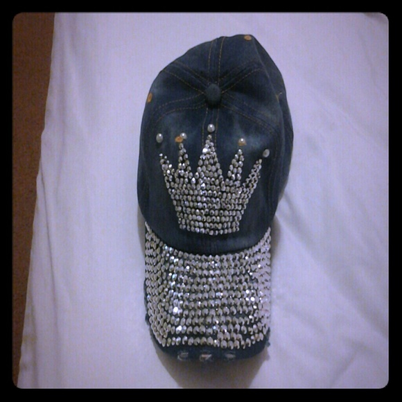 Bling out Queen crown hat