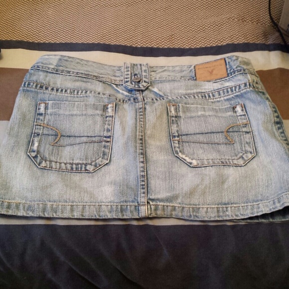 Mini skirt - Picture 2 of 2