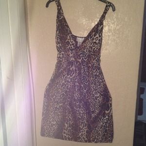 Chelsey leopard dress