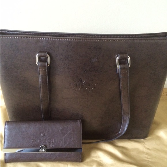 **Bundle** dark brown handbag and wallet+ AX SHIRT