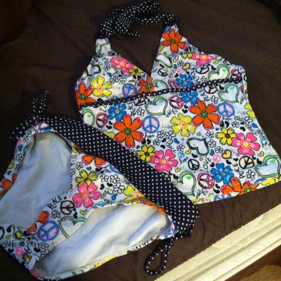 Girl's tankini swimsuit