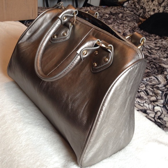 ND pewter structured satchel with gold hardware - Picture 2 of 3
