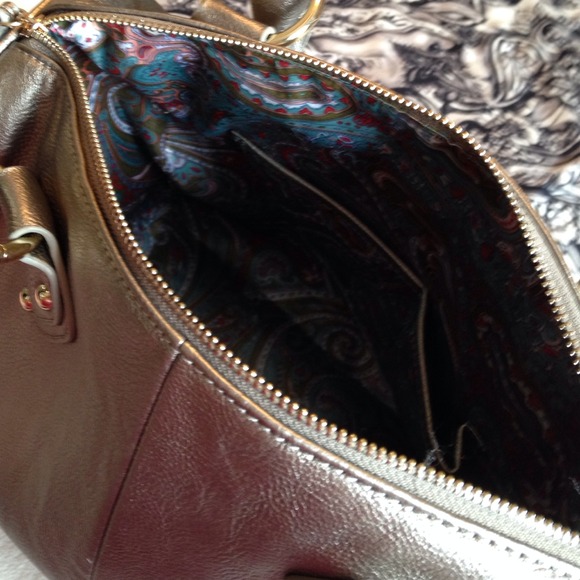 ND pewter structured satchel with gold hardware - Picture 3 of 3