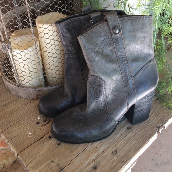 Vince Camuto booties