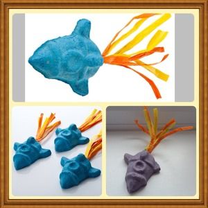 LUSH COSMETICS Re-Usable ROCKET Bubble Bar NEW