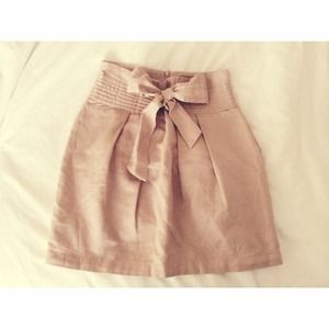 blush girly skirt
