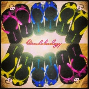 BOW TIE Flip Flops