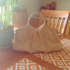 Light pink relic purse!